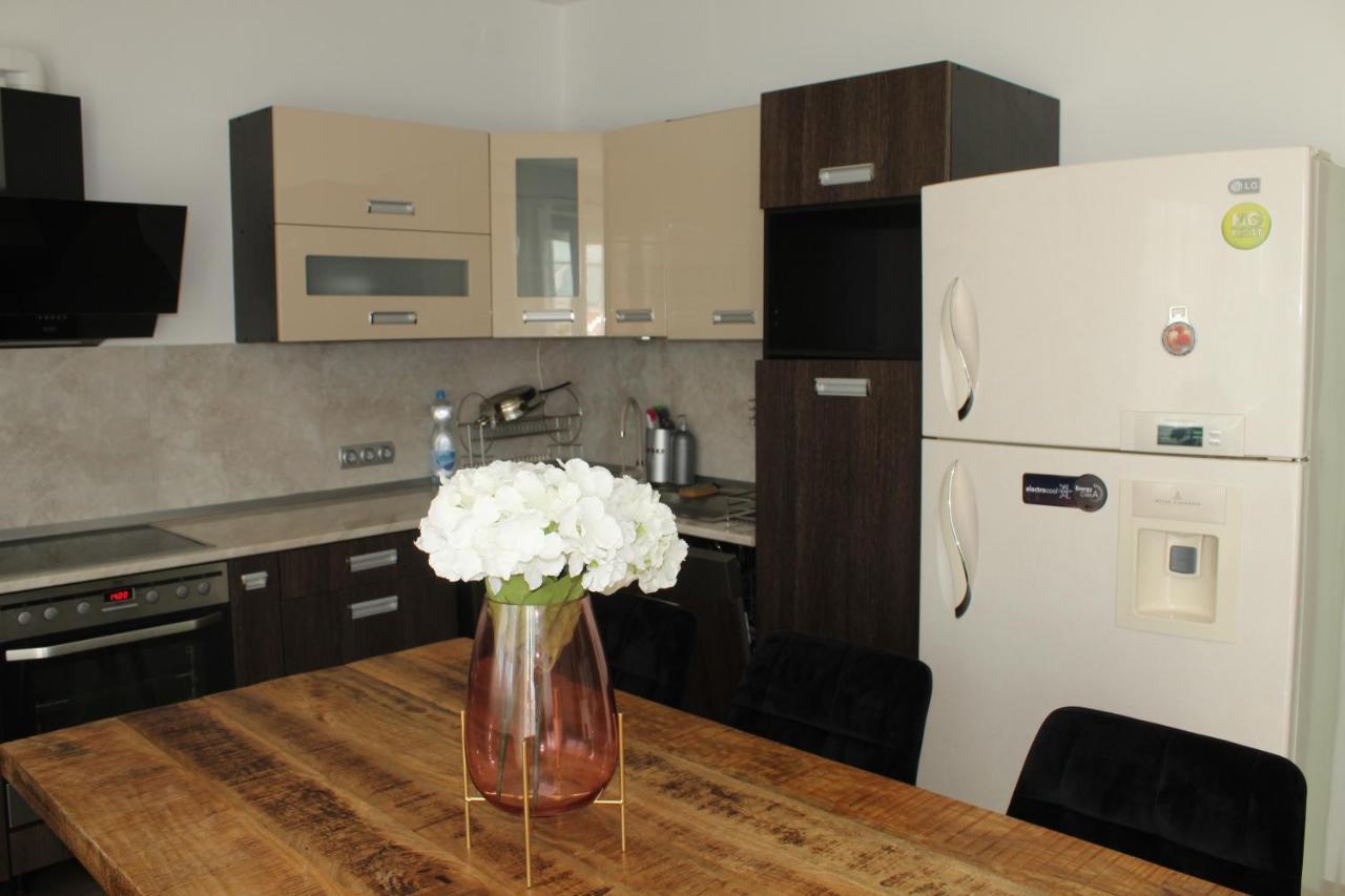 Sunny House Apartman Szeged Bagian luar foto